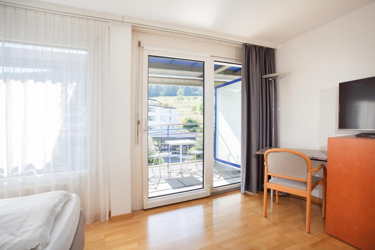 Guesthouse Zurzach - Self Check-In エクステリア 写真